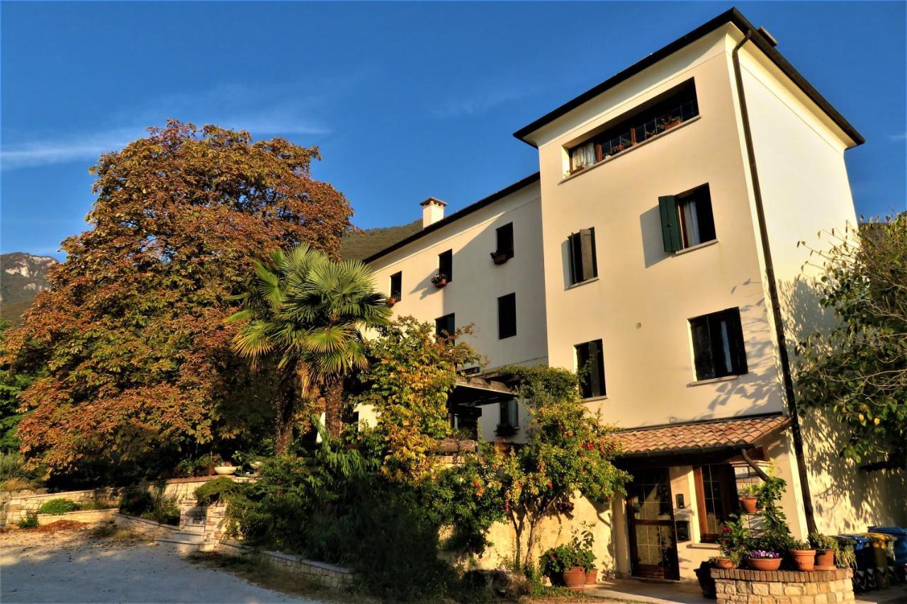 罗坎达斯卡拉波斯塔住宿加早餐旅馆 博尔索-德尔格拉帕 外观 照片